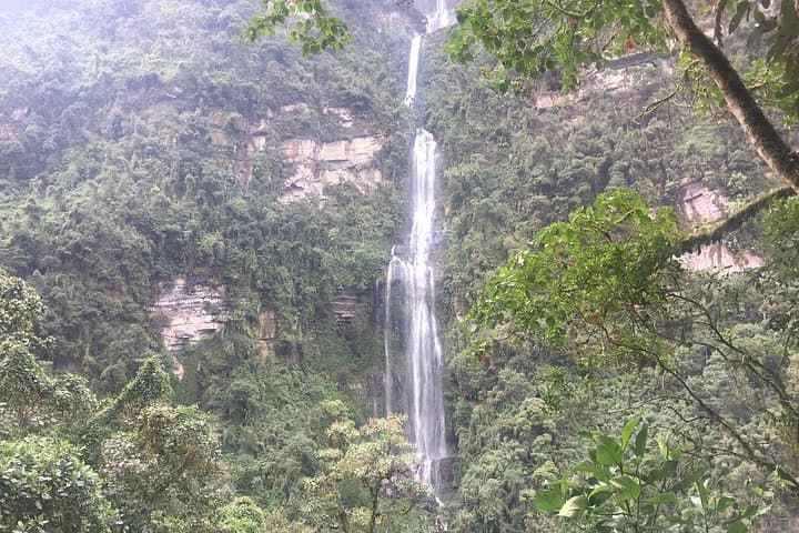 Hike La Chorrera Waterfall from Bogotá: Colombia's Highest Cascade & Fog‑Forest Trek photo 2