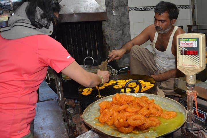 Old Delhi Food Walk: Cycle Rickshaw to Masterji Kee Haveli & Khari Baoli photo 2