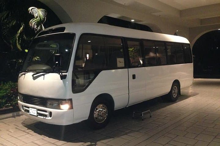 Grand Cayman Shared Airport Transfer — Shuttle Between GCM and Seven Mile Beach