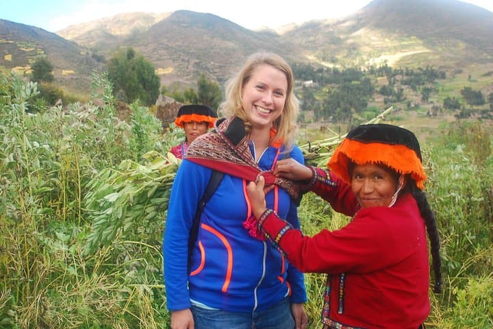 Private Sacred Valley Tour: Pisac, Ollantaytambo & Amaru Community Visit