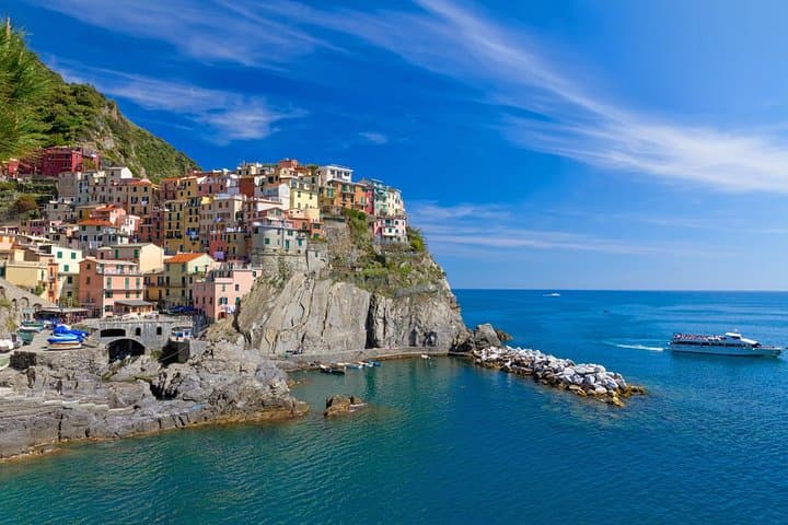 Private Cinque Terre Day Tour from La Spezia: Boat, Train & Coastal Villages