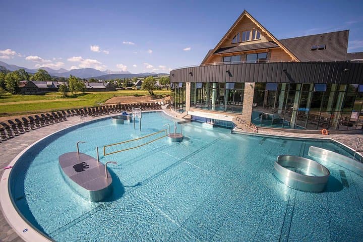 Chochołowskie Thermal Baths Day Trip from Krakow — Private Pools & Relaxation photo 2