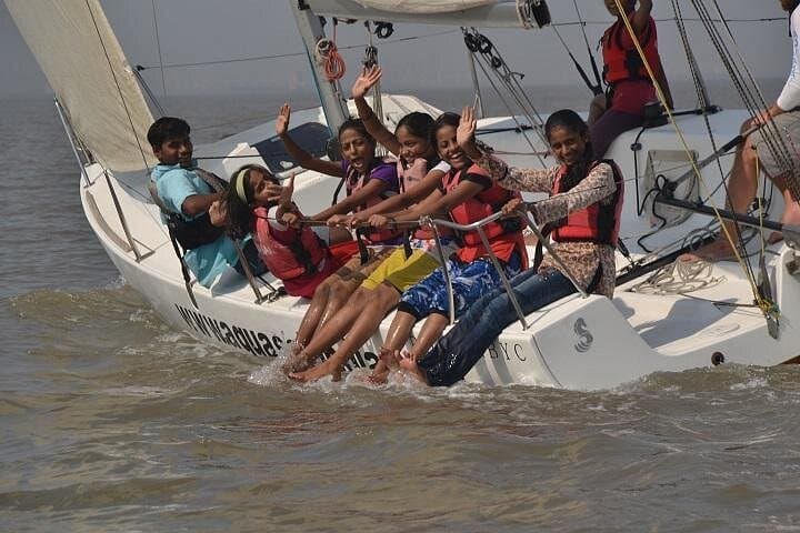 Sunset Sailing in Mumbai Harbour: Gateway of India Beneteau Cruise photo 2