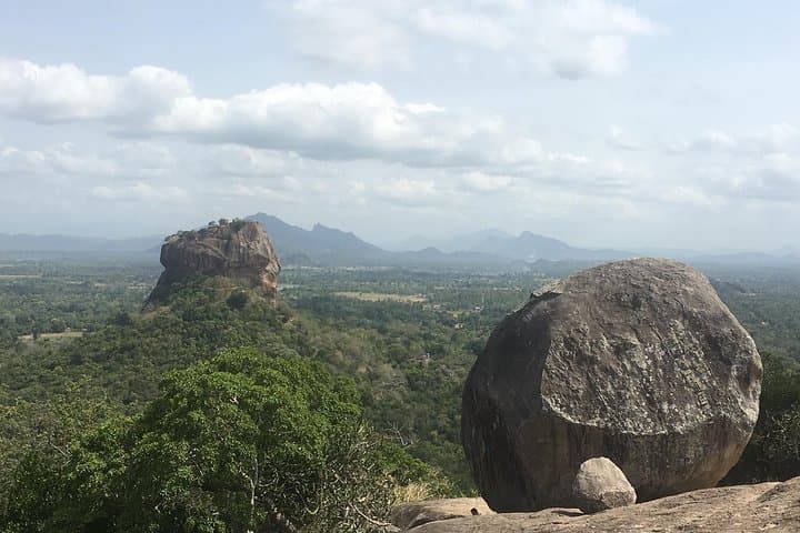 Day Tour to Sigiriya and Dambulla from Colombo — Sigiriya Lion Rock & Dambulla Cave Temple photo 3