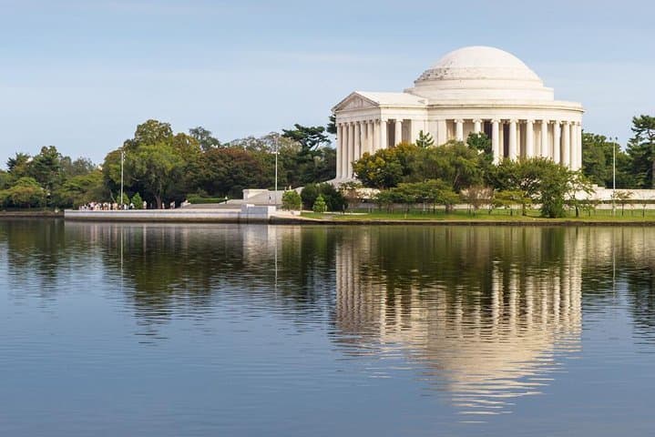 private-washington-dc-monuments-tour-complete-private-half-day