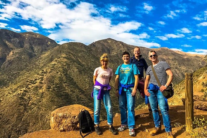 Summit Cerro Pintor: Andes Hike 12k Private Day Trip from Santiago