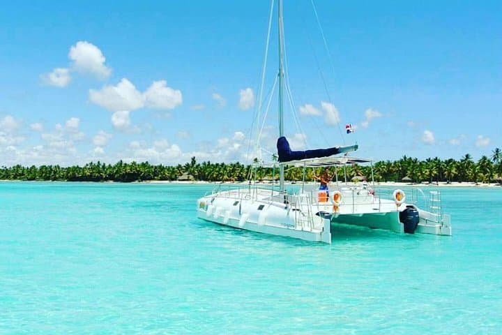 Full-Day Saona Island Cruise: Natural Pool, Palm Beaches & Lunch from Punta Cana photo 1