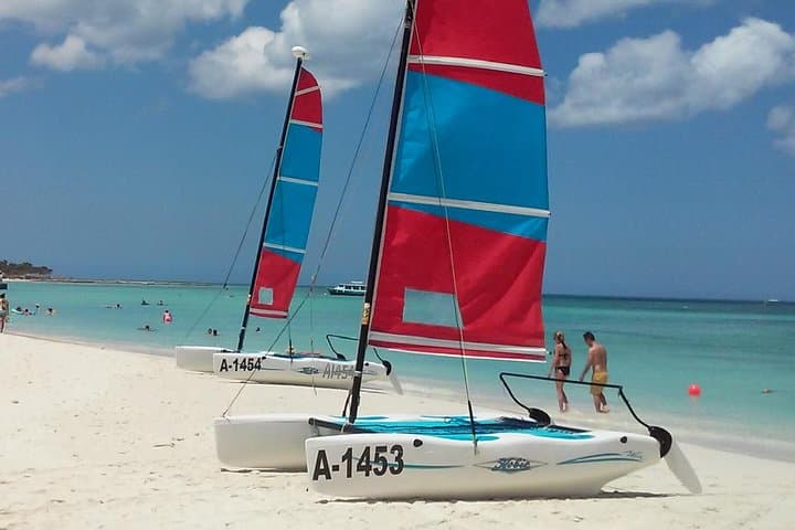 Hobie Cat Sailing in Aruba: 1-Hour Hobie Cat Rental with Captain or Instructor photo 2
