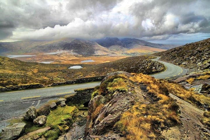 Exploring Ireland’s Ring of Kerry: A Full-Day Tour from Limerick with Killarney National Park