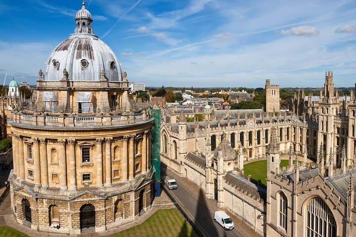 Oxford Private Guided Walking Tour: Colleges, Bodleian & Ashmolean in 3 Hours