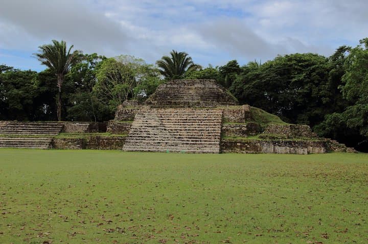 Altun Ha Ruins and 8-Platform Zipline from Belize City photo 2
