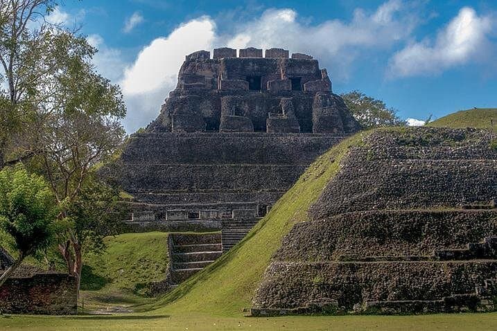 Xunantunich Mayan Ruins and Belize Cave Tubing: Day Trip from Belize City photo 3