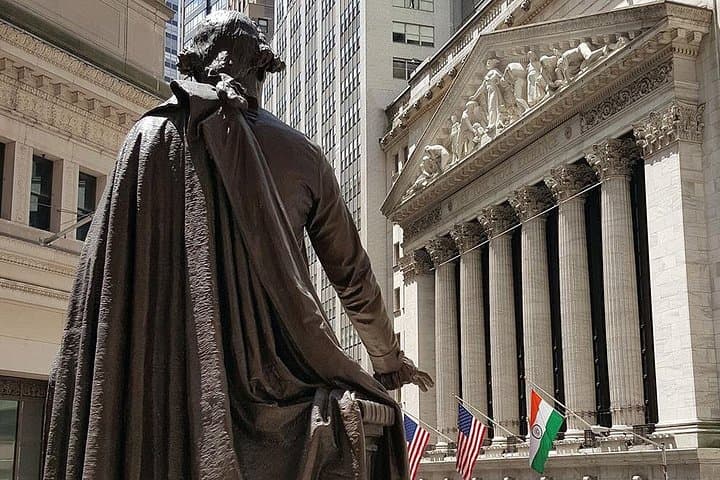 Downtown NYC Walking Tour: Wall Street, 9/11 Memorial & Historic Sights photo 3