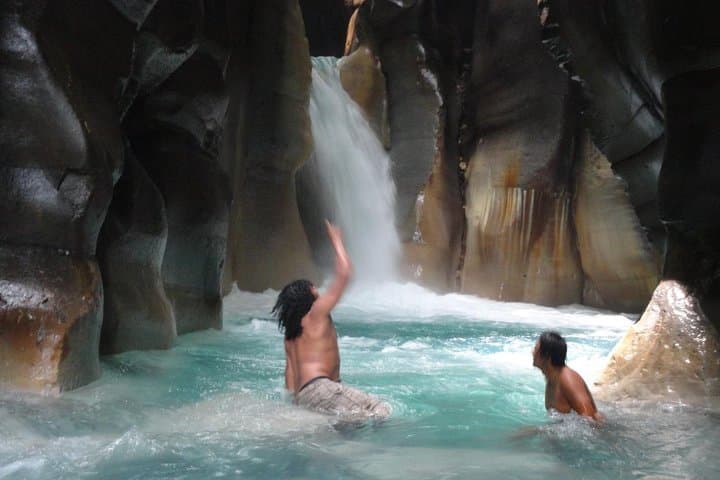 Cathedral Waterfall & Hot Springs Adventure: Day Trip from Playa del Coco to Rincón de la Vieja
