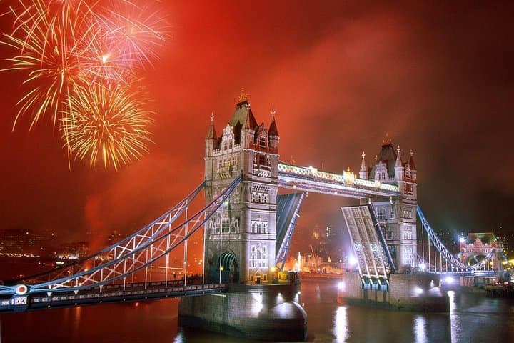 Private Luxury Range Rover Tour in London — 4-Hour Chauffeured City Drive photo 3