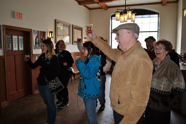 Milwaukee Sightseeing City Tour — Art, Beer, Lakefront & The Bronze Fonz photo 3