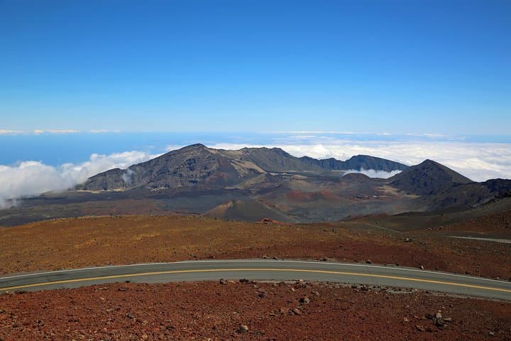 Descend Haleakala: Maui's Iconic 6500-to-Sea Bike Tour photo 1