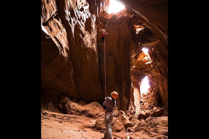 Rappel into the Goblin’s Lair: A 4‑Hour Canyoneering Adventure at Goblin Valley State Park