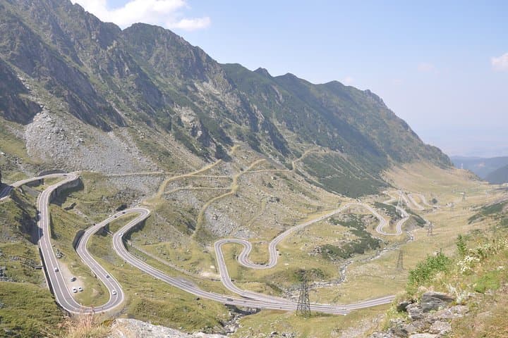Transfagarasan Highway & Fagaras Ridge: 2-Day Private Adventure from Brasov