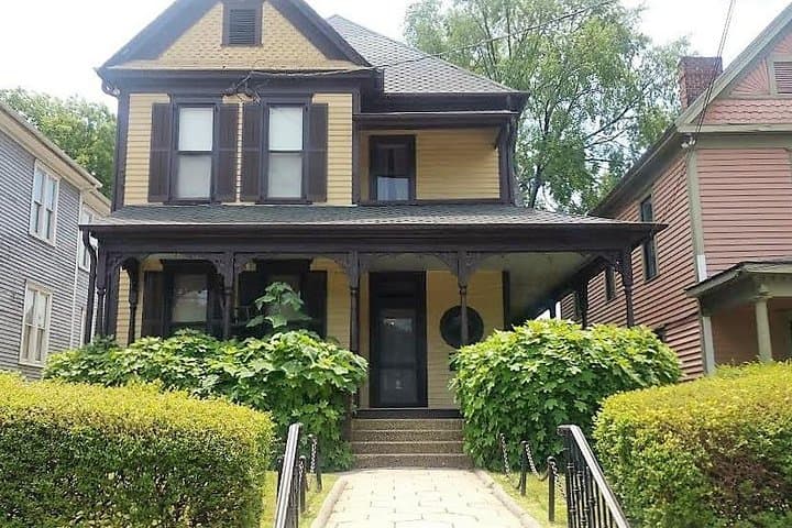 Guided Martin Luther King Jr. Walking Tour — Sweet Auburn Heritage Walk in Atlanta photo 1