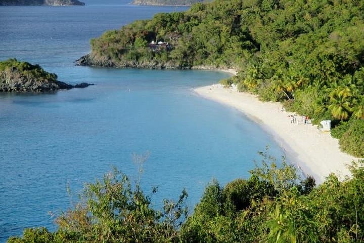 Half-Day to Trunk Bay Beach: Snorkel, Swim and Park History