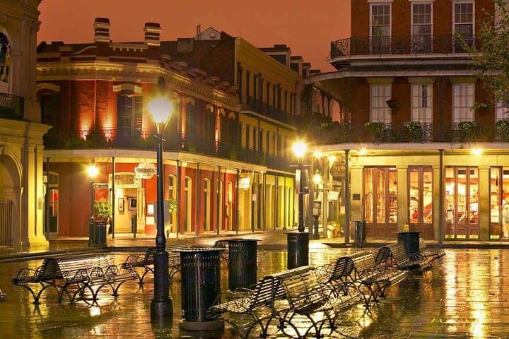 French Quarter Haunted Excursion — Night Walking Ghost Tour in New Orleans photo 2