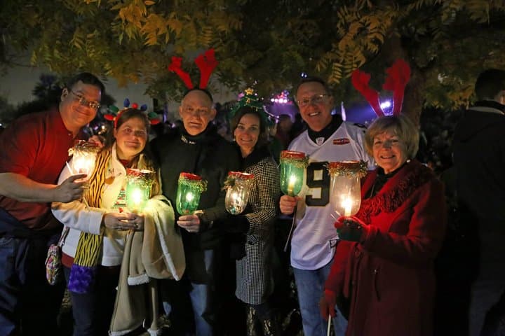 New Orleans Holiday Walking Tour: Jingle Bells & Beer Through the French Quarter photo 2