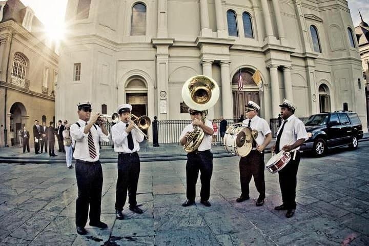 Private VIP New Orleans French Quarter Walking Tour: History, Bars & Hidden Stories photo 2