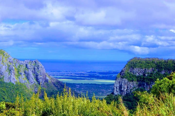 Tamarind Falls: A Half-Day Hike to Mauritius' 7 Cascades photo 2