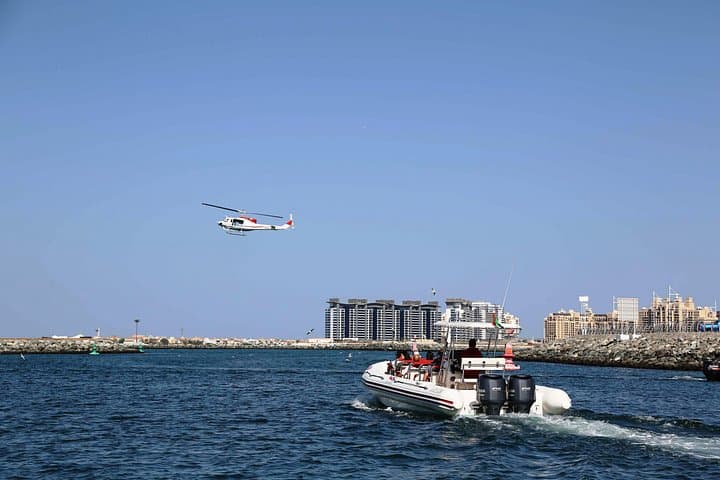 Dubai Love Boat Speedboat Tour — 90-Minute Coastal Cruise & Sightseeing photo 1