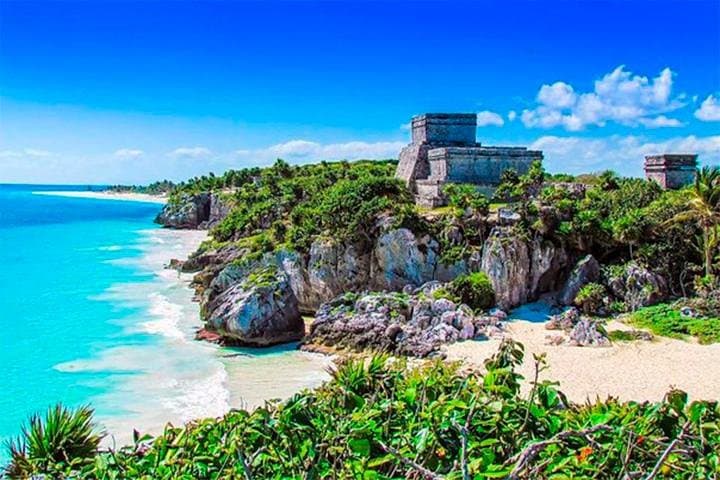 Private Day Tour: Tulum, Chichen Itza & Cenote Ik Kil from Cancun