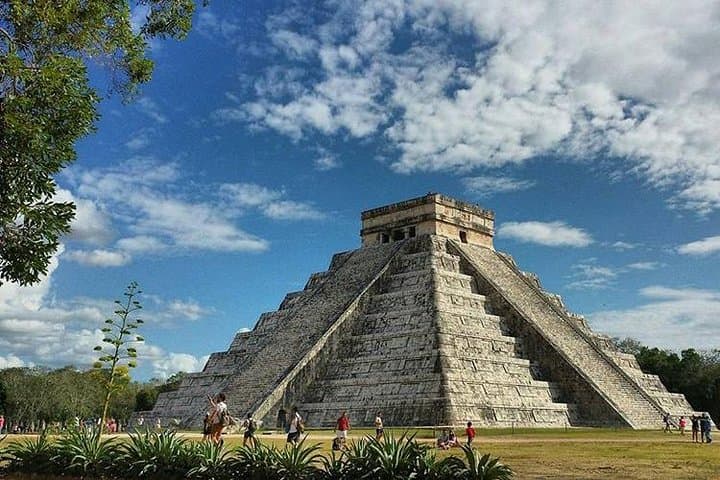 Private Day Tour: Tulum, Chichen Itza & Cenote Ik Kil from Cancun photo 2