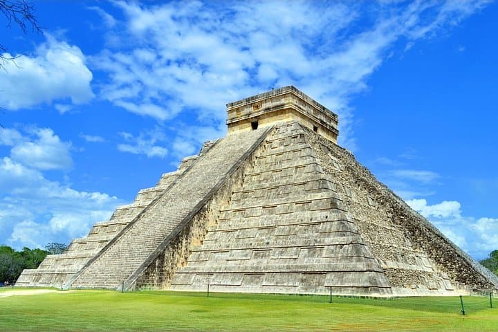 One-Day Private Tour to Tulum, Chichen Itza & Ik Kil Cenote from Playa del Carmen photo 1