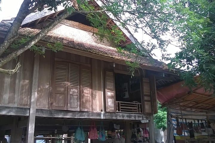Private Mai Chau Day Trip from Hanoi — Cycling Through Thai Stilt Villages photo 2