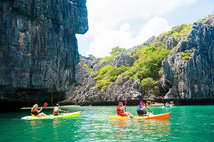 Blue Stars Kayaking: Day Trip to Ang Thong Marine Park from Koh Samui