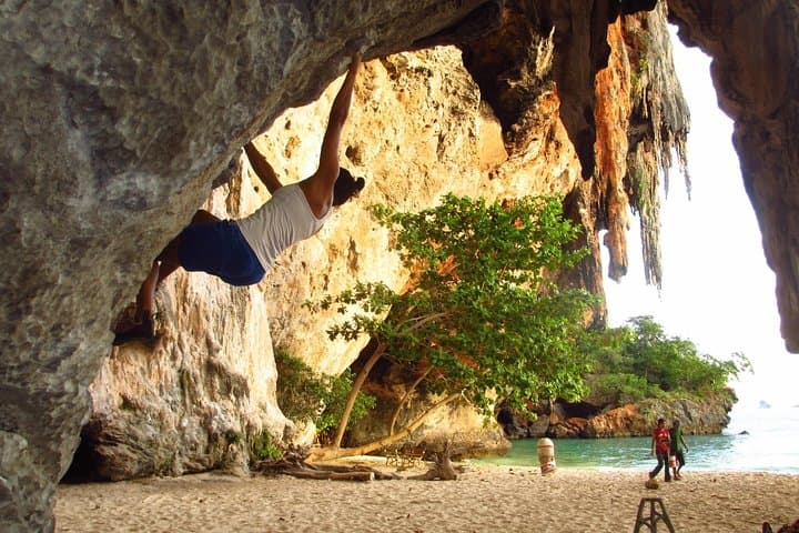 Full-Day Railay Rock Climbing Course: Top-Rope, Bouldering & Rappelling in Krabi photo 5