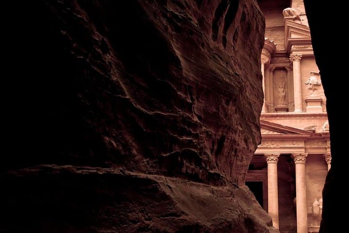 Petra in a Day: From Tel Aviv to the Rose-Red City photo 3