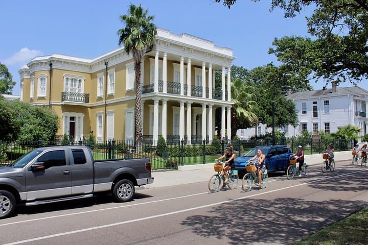 Creole Odyssey: 3-Hour Small-Group Bike Tour of New Orleans and the Bayous photo 2