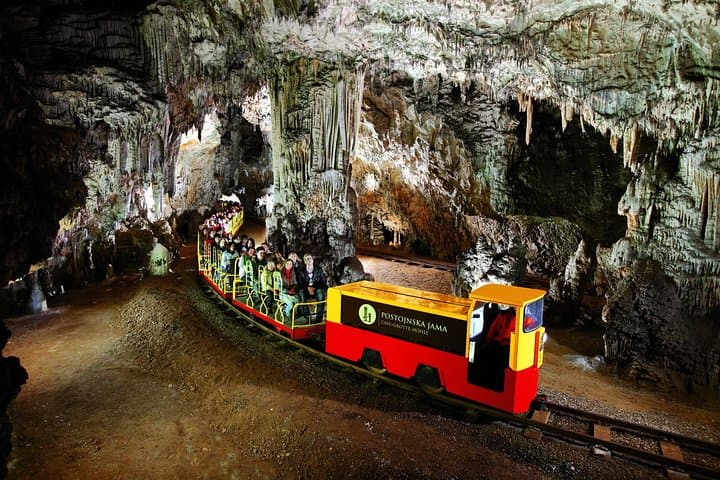 Private Day Tour to Postojna Cave, Predjama Castle & Ljubljana from Zagreb