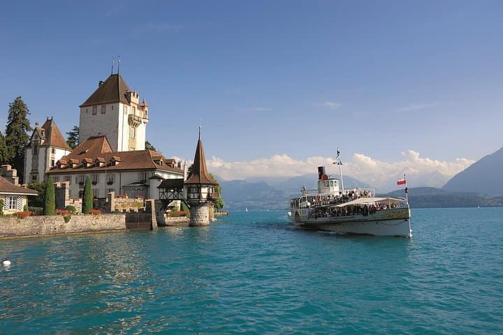 Ride the Green Train: Day Trip from Milan to Interlaken & Lake Thun Cruise photo 3
