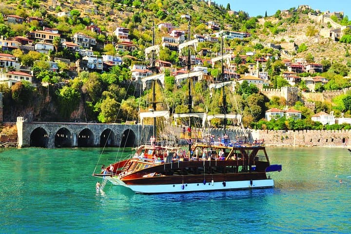 Alanya Catamaran Boat Tour — Swimming, Snorkelling & Bay BBQ