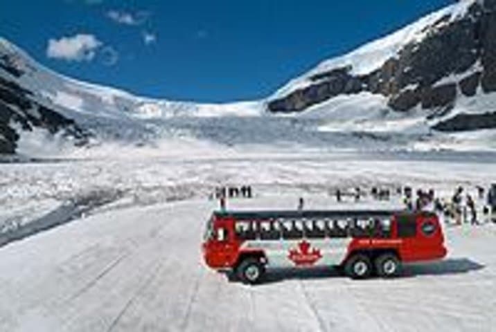Columbia Icefield Glacier Skywalk Tour from Jasper — Ice Explorer & Athabasca Glacier Experience photo 3