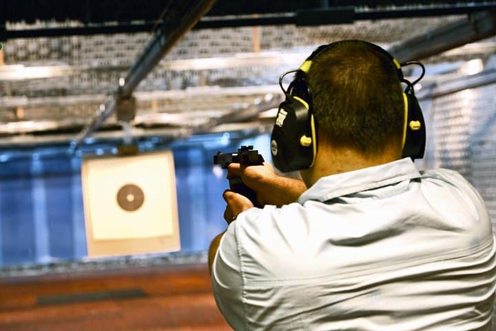 Dubai Shooting Range Experience: 9mm Pistol Session for Beginners photo 4