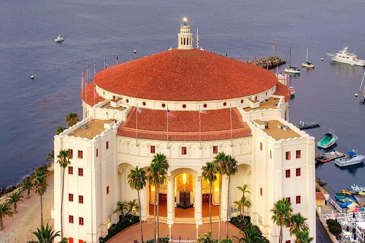 Catalina Casino VIP Backstage Tour — Avalon Theatre & Art Deco Backstage Visit photo 1
