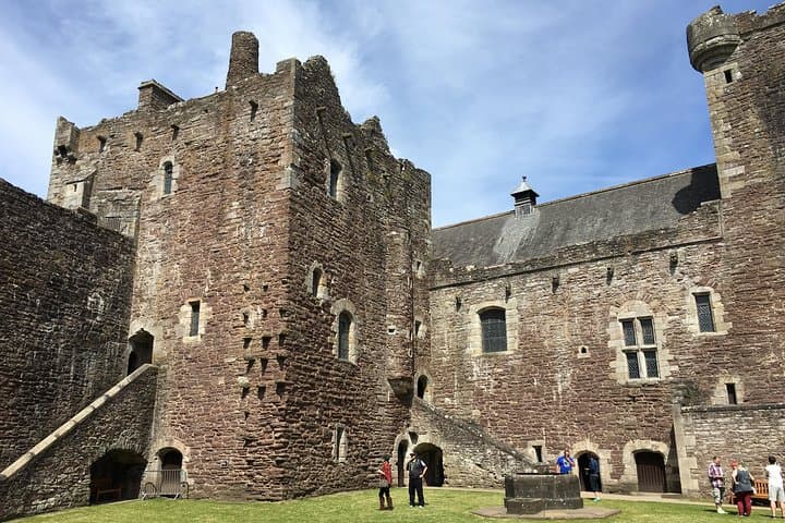 Ultimate Outlander Day Tour from Edinburgh — Lallybroch, Doune & Filming Locations photo 5