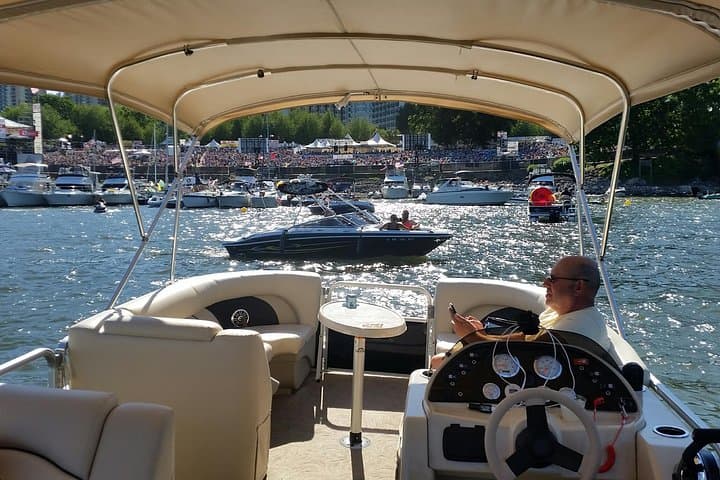 Portland City Lights & Bridge Cruise on the Willamette photo 2