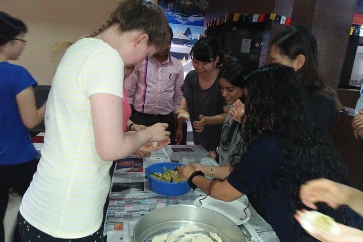 Hands-On Himalayan Cooking Class near Manaslu — Dal Bhat & Momo Experience