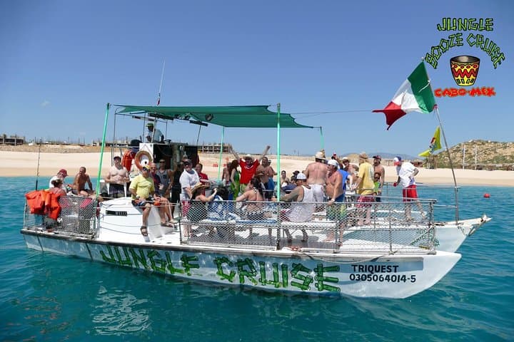 Los Cabos Sunset Boooze Cruise: 2-Hour Party Sail with Views of El Arco photo 3