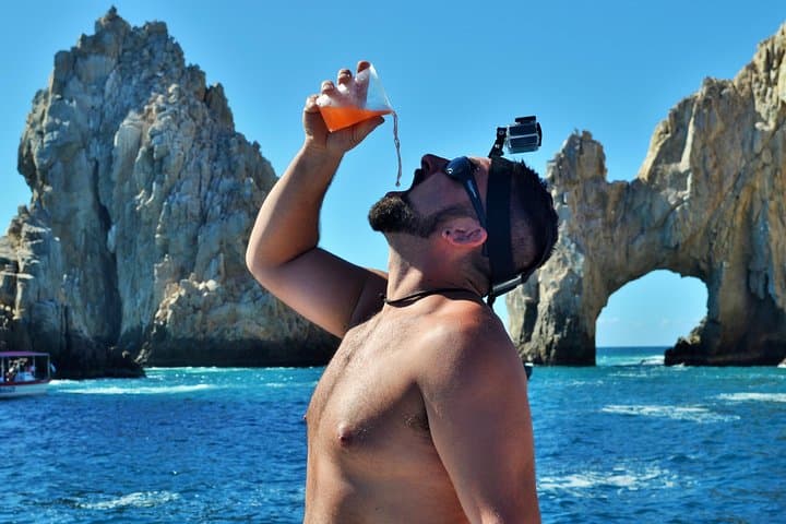 Los Cabos Sunset Boooze Cruise: 2-Hour Party Sail with Views of El Arco photo 6