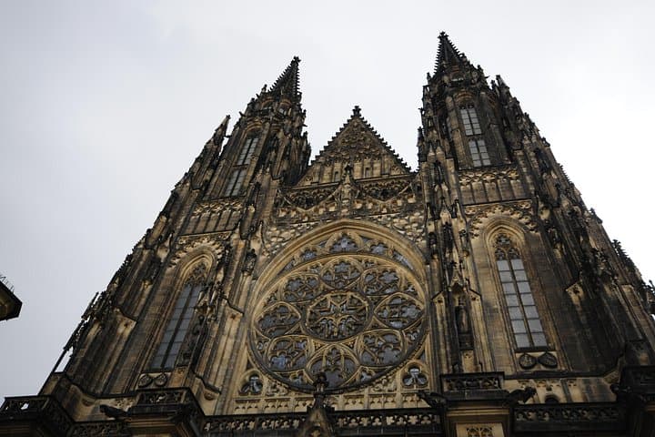 Prague Castle Interiors Walking Tour — St. Vitus, Golden Lane & Charles Bridge photo 2